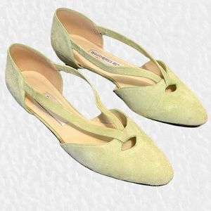 Vintage Liz Claiborne Soft Green Flats - Size 7 1/2